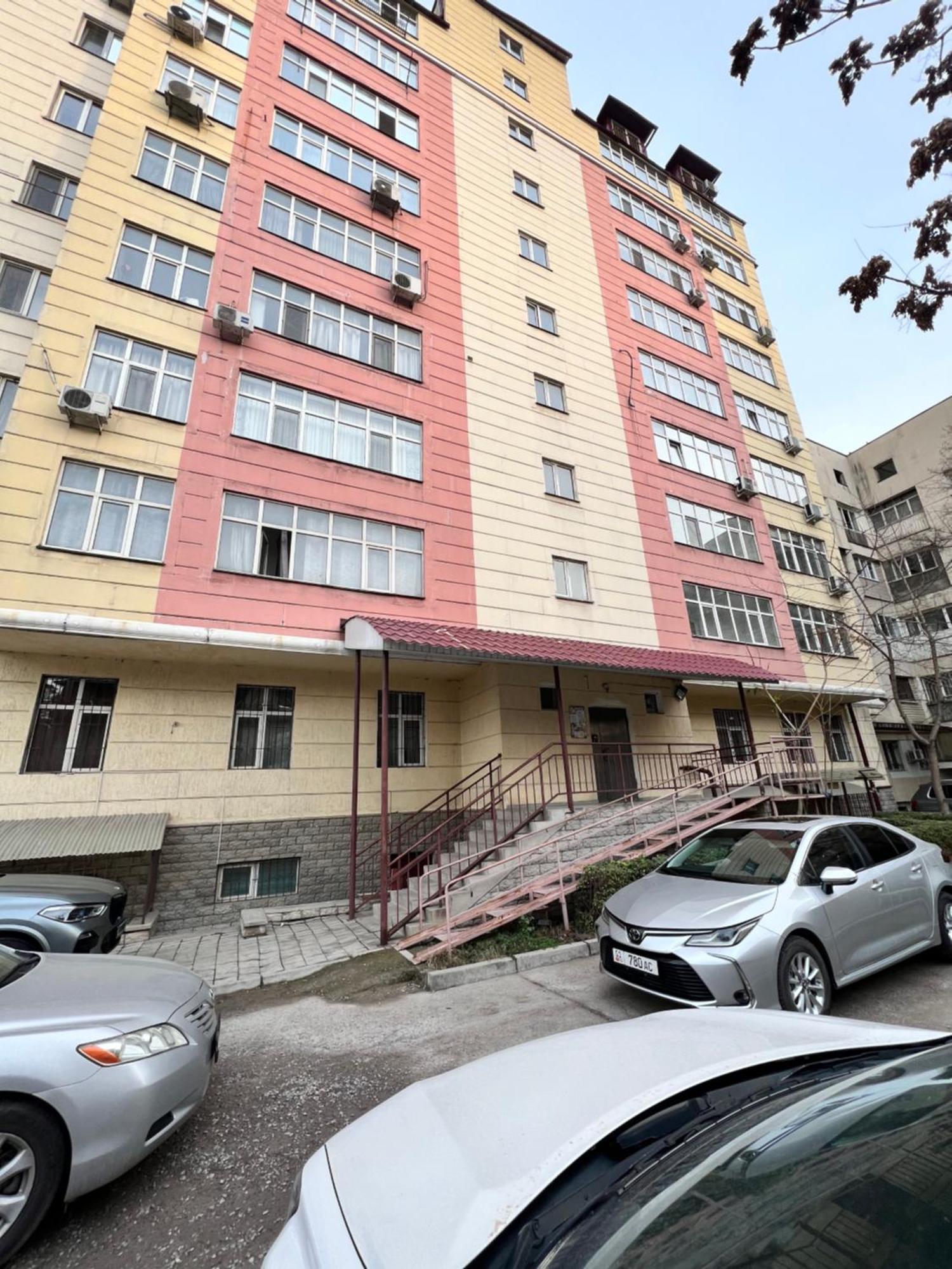 Hyat Apartment Бишкек Экстерьер фото