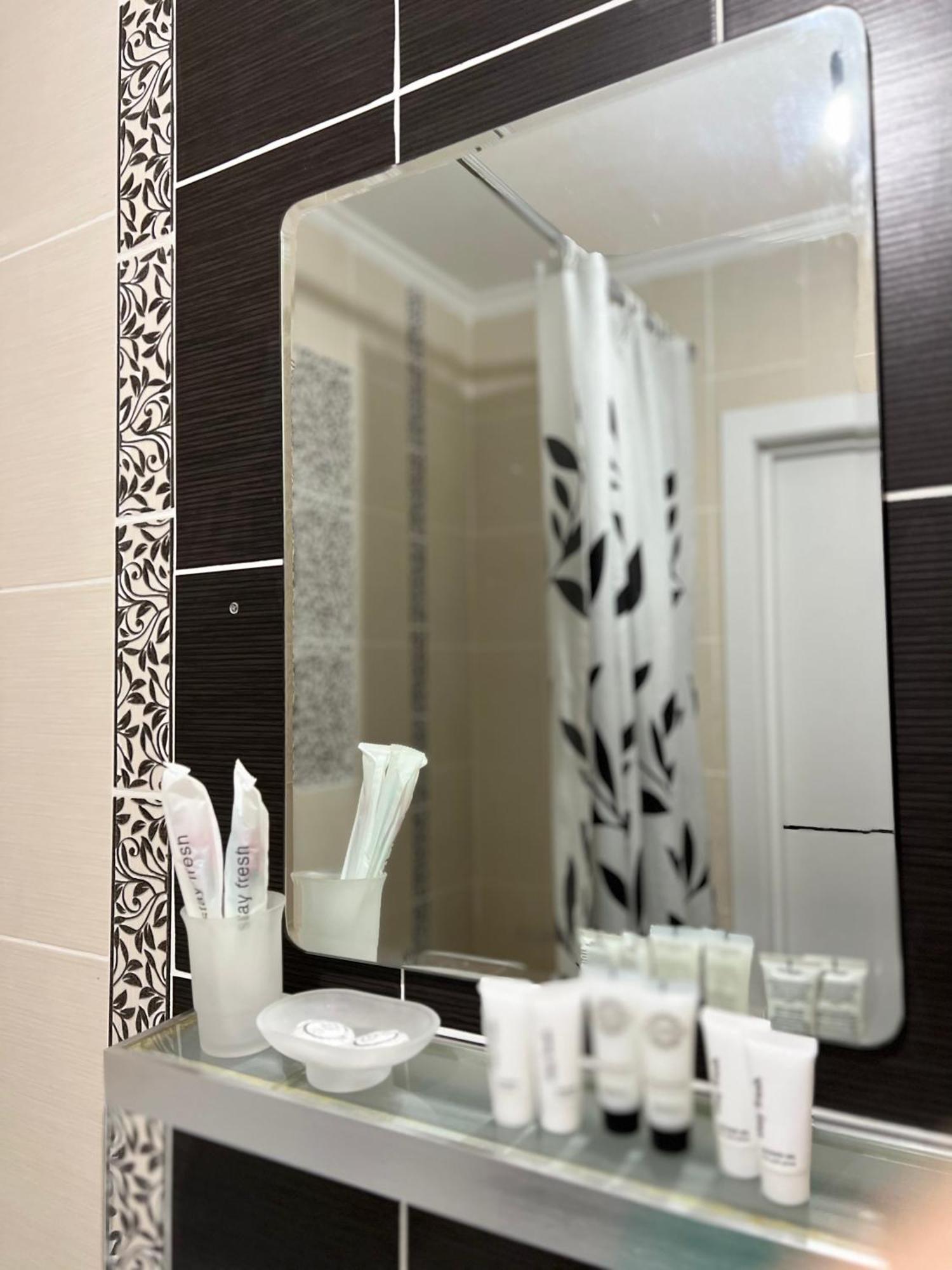 Hyat Apartment Бишкек Экстерьер фото
