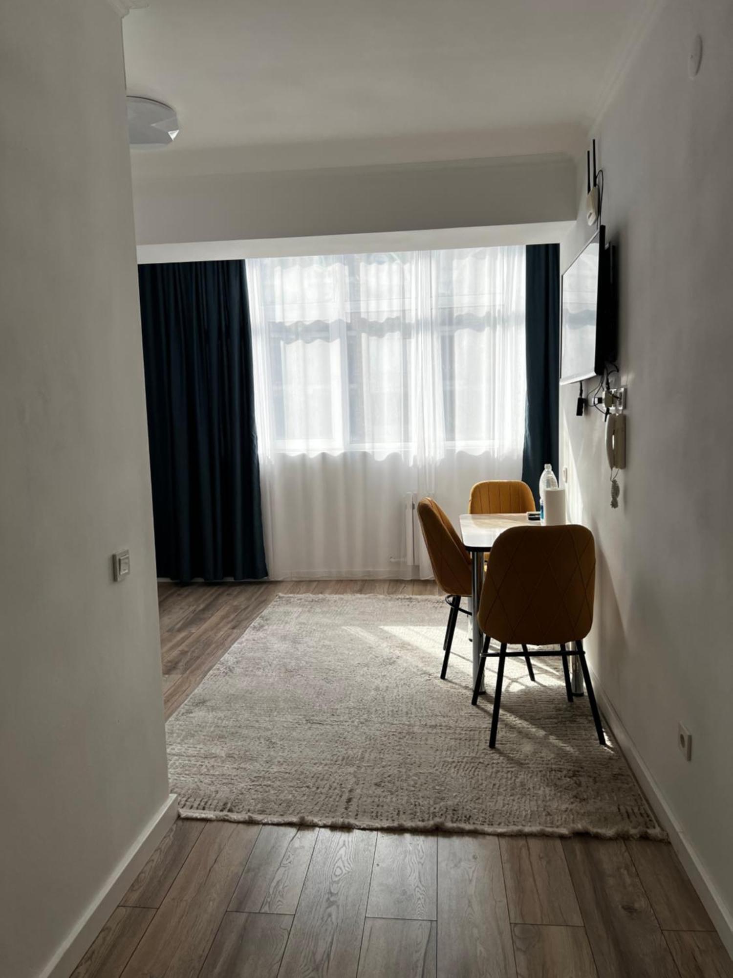 Hyat Apartment Бишкек Экстерьер фото