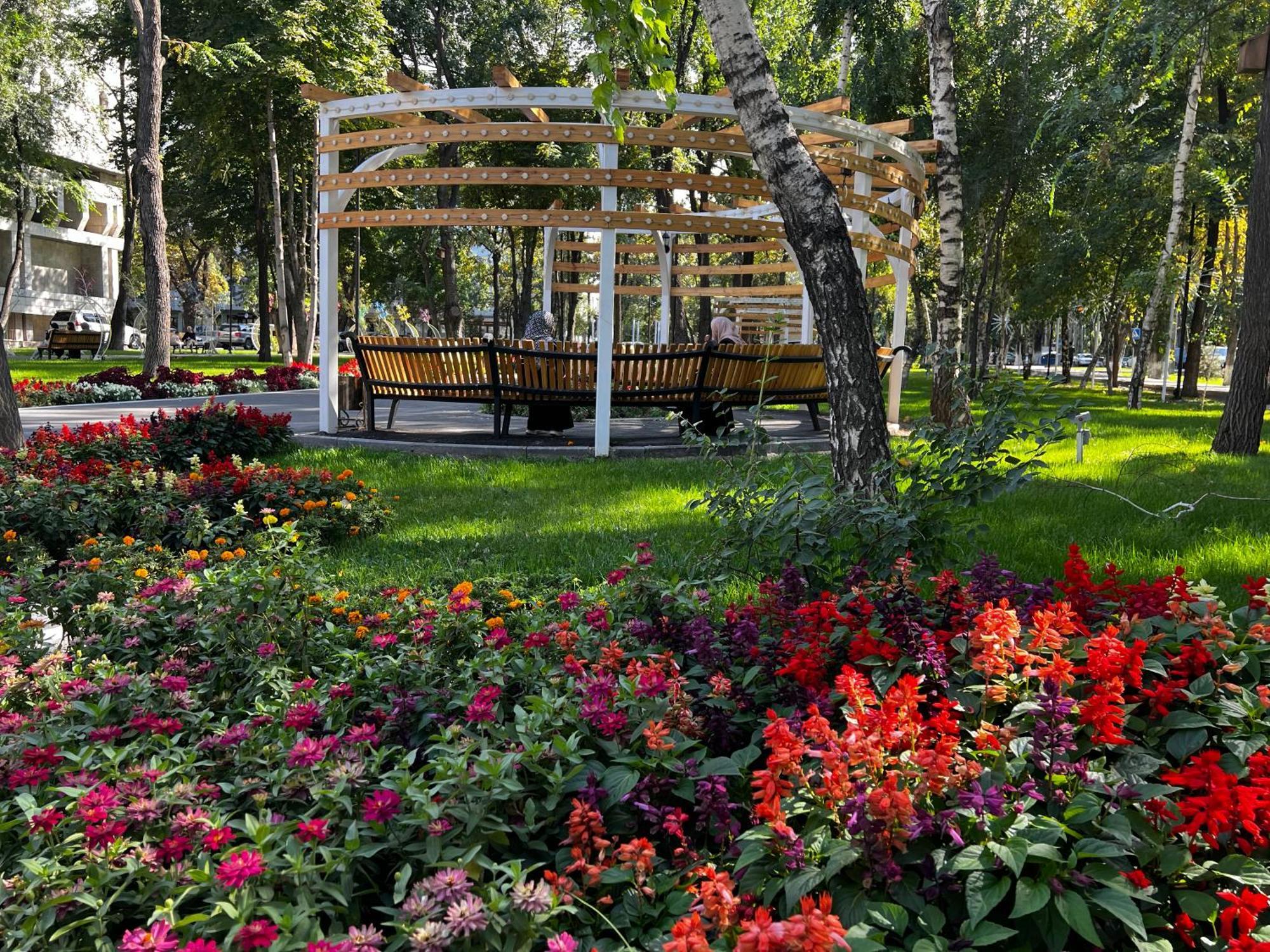 Hyat Apartment Бишкек Экстерьер фото